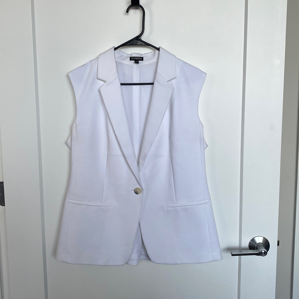 Express Blazer Vest. Size L.